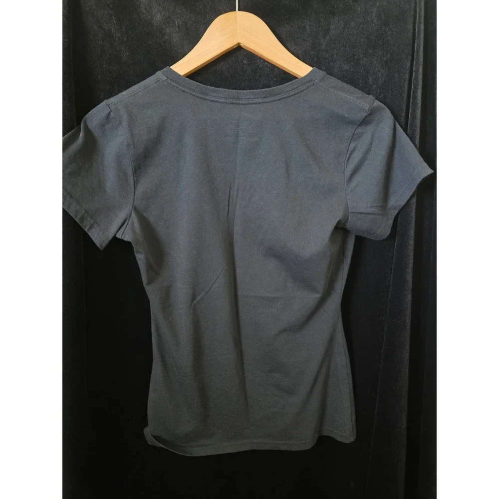 Nike Just Do It womens Slim Fit Short Sleeve v neck T shirt Size M